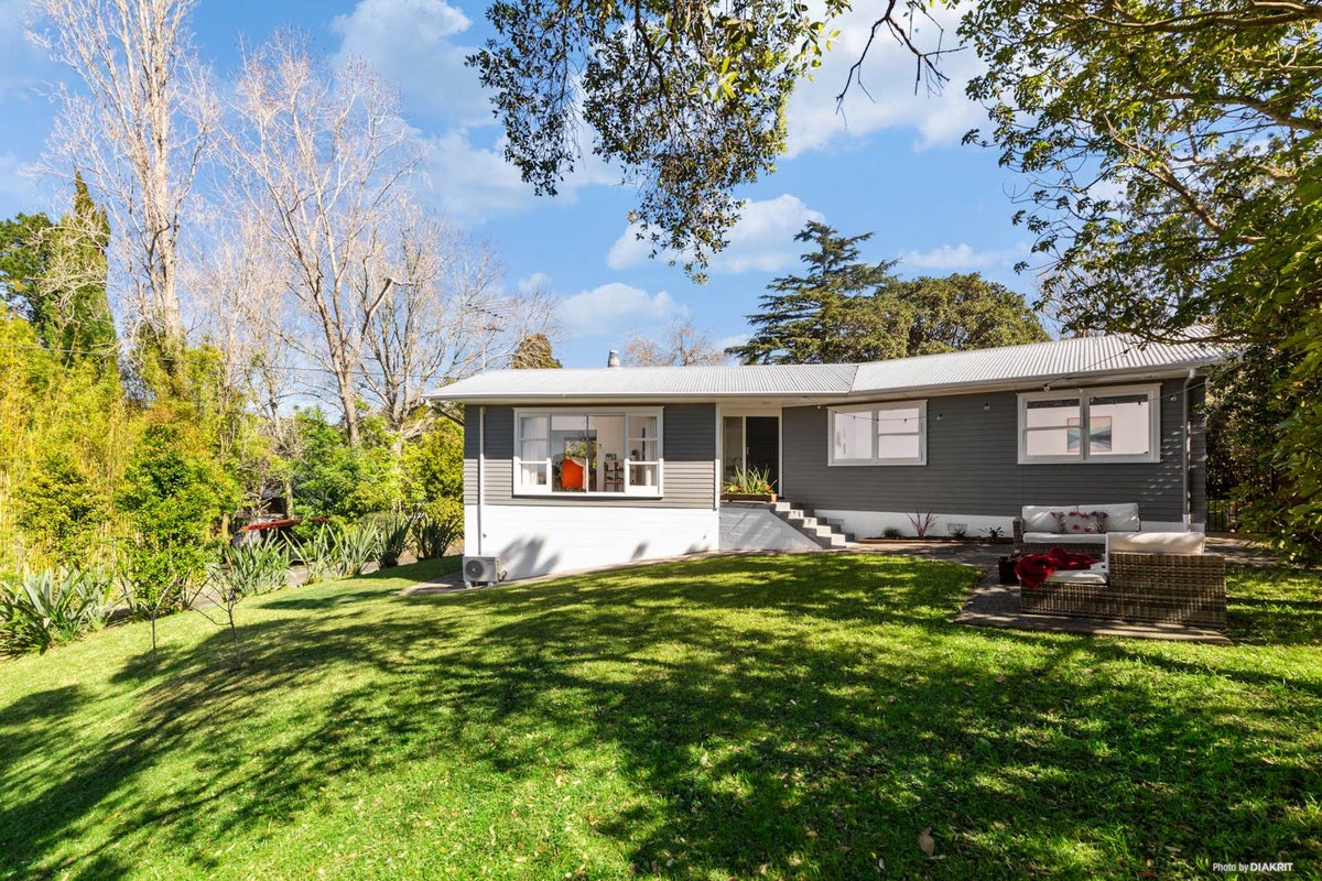 1/44B Pleasant Road, Glen Eden, Auckland - Carousel 1