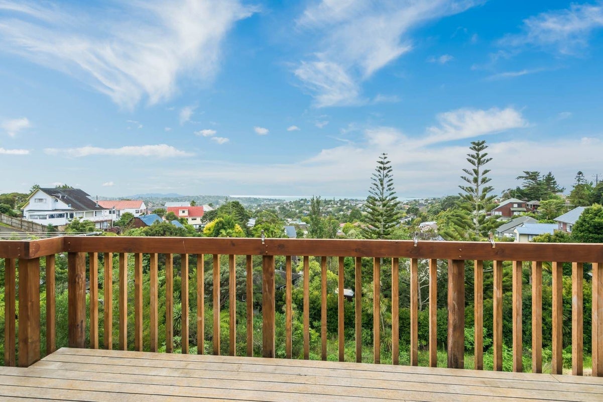 627 East Coast Road, Browns Bay, Auckland - Carousel 17