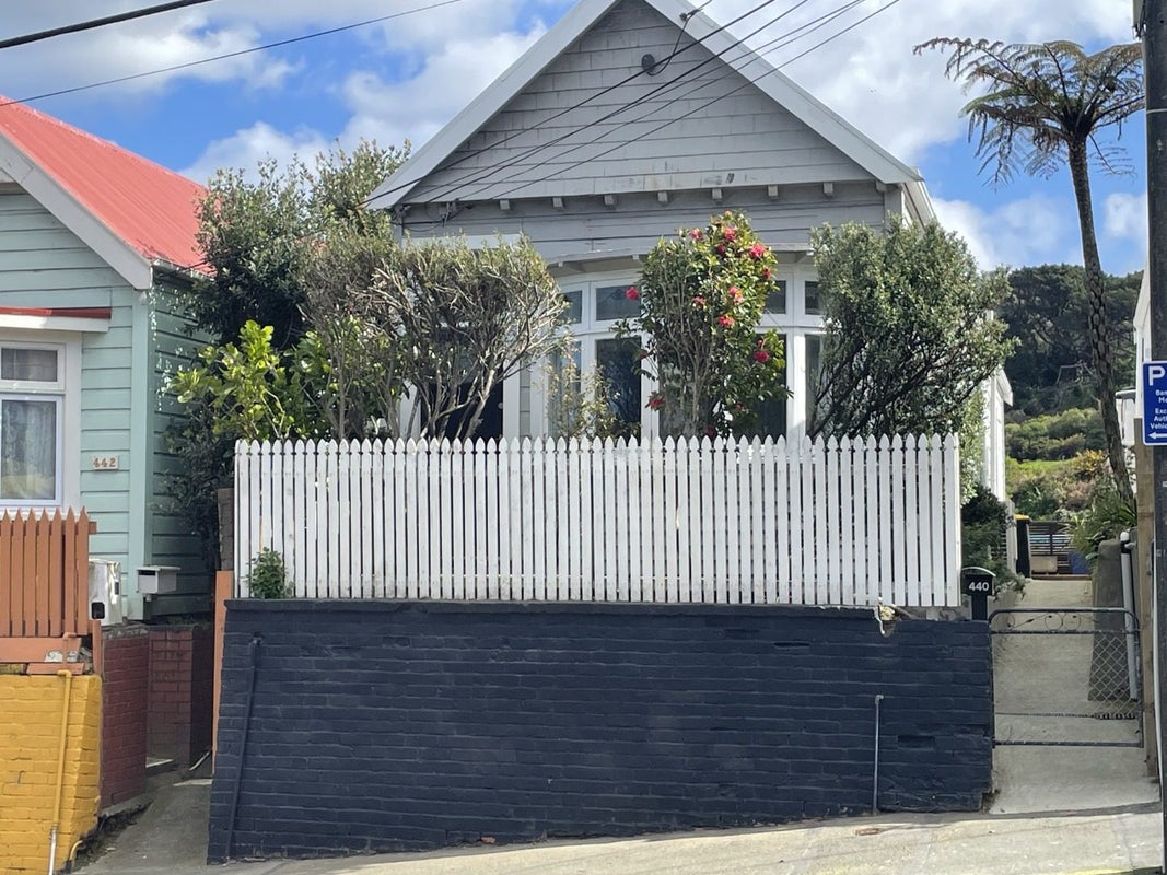 440 Adelaide Road, Berhampore, Wellington - Carousel 1