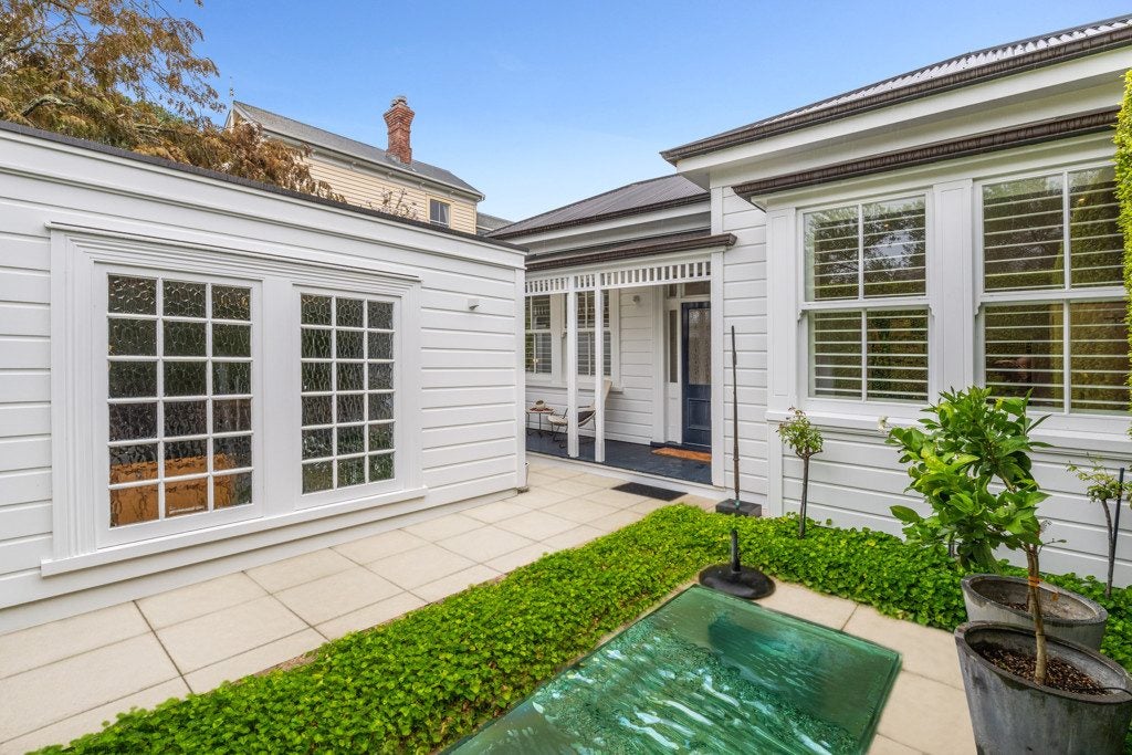 40 Cheltenham Road, Devonport, Auckland - Carousel 2