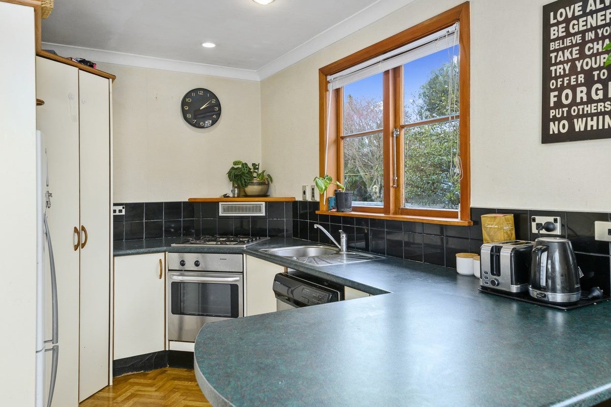 9 Rata Street, Levin, Levin - Carousel 2