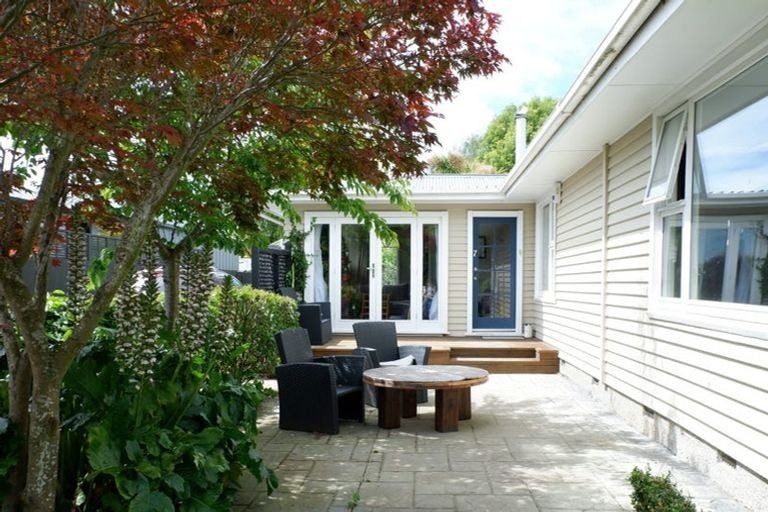 7 Maryhill Avenue, Hoon Hay, Christchurch - Carousel 1