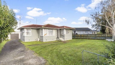 101 Chichester Drive, Rosehill, Papakura - Carousel 1