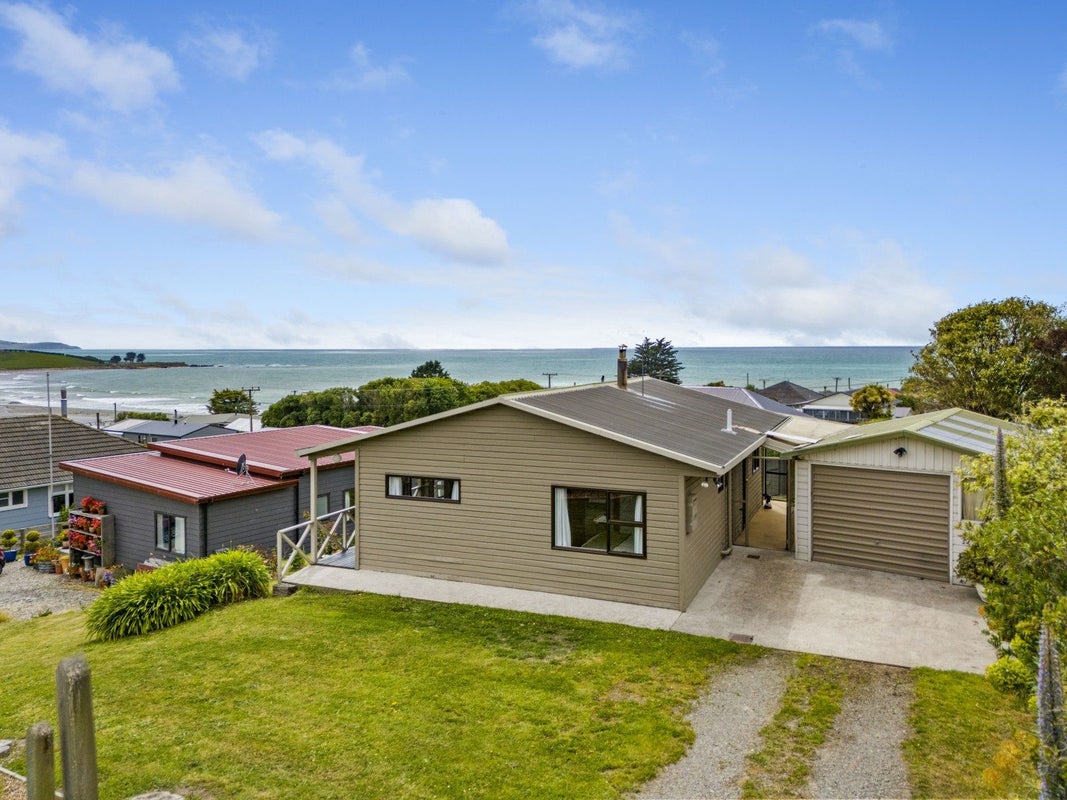 13 Stirling Street, Kakanui, Oamaru - Carousel 18