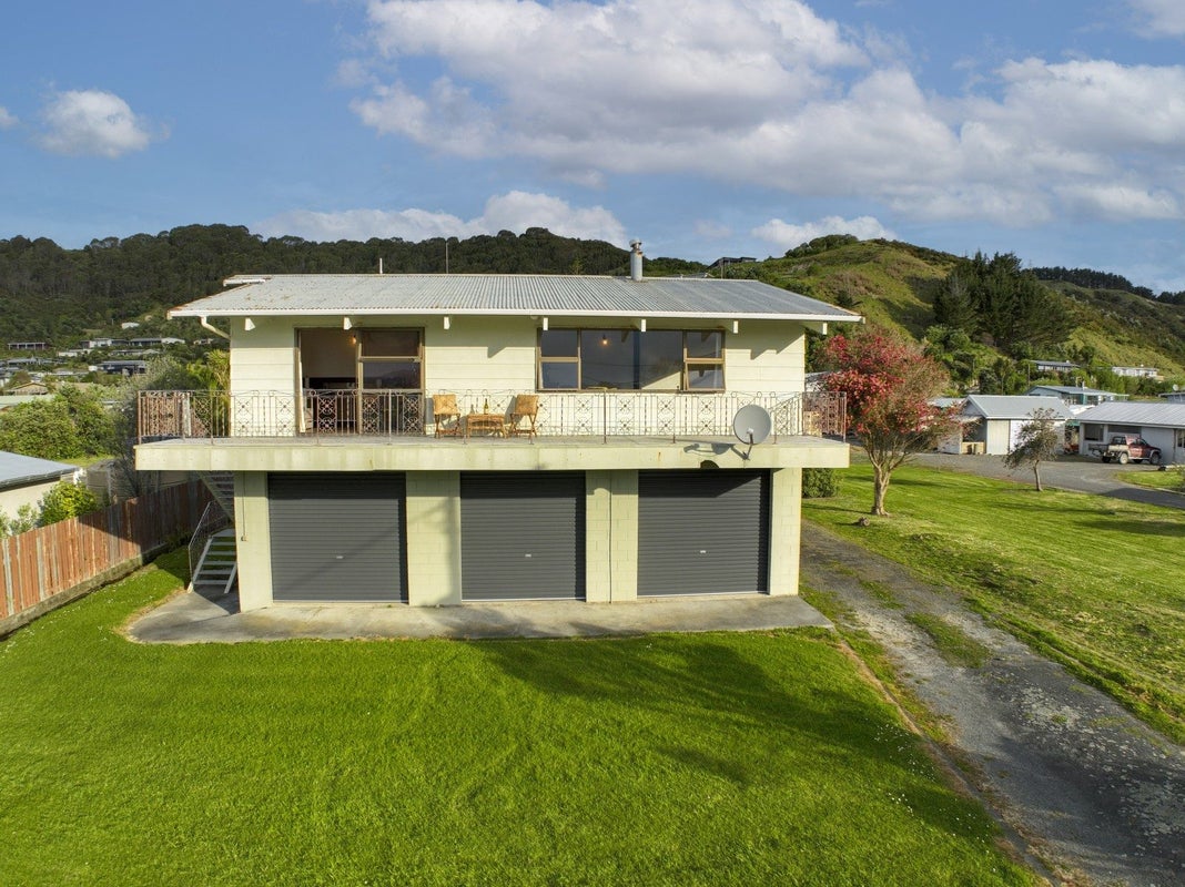 77 Fortescue Street, Mahia, Nuhaka - Carousel 1