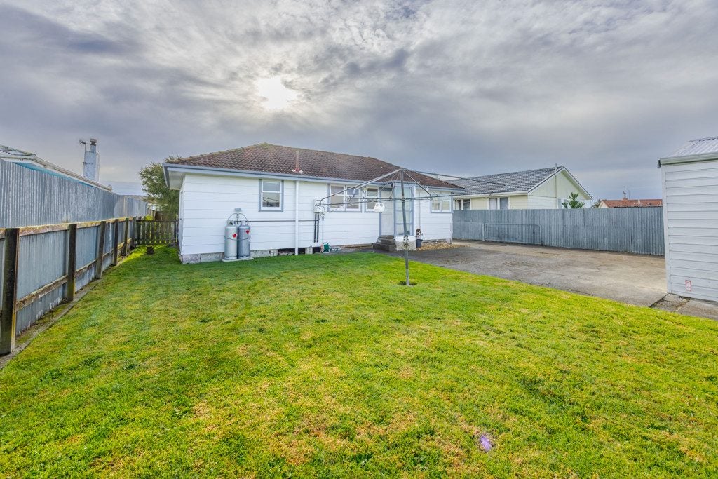 7 Wallis Place, Onekawa, Napier - Carousel 16