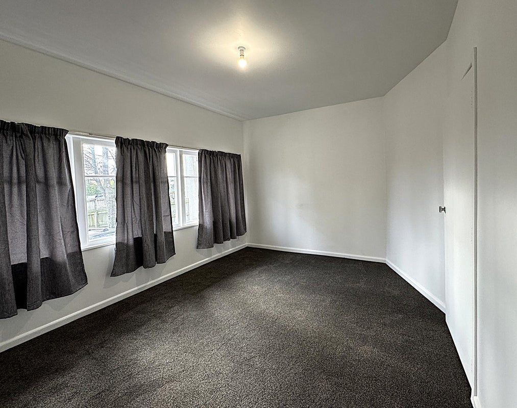 142 Hillsborough Road, Hillsborough, Auckland - Carousel 2