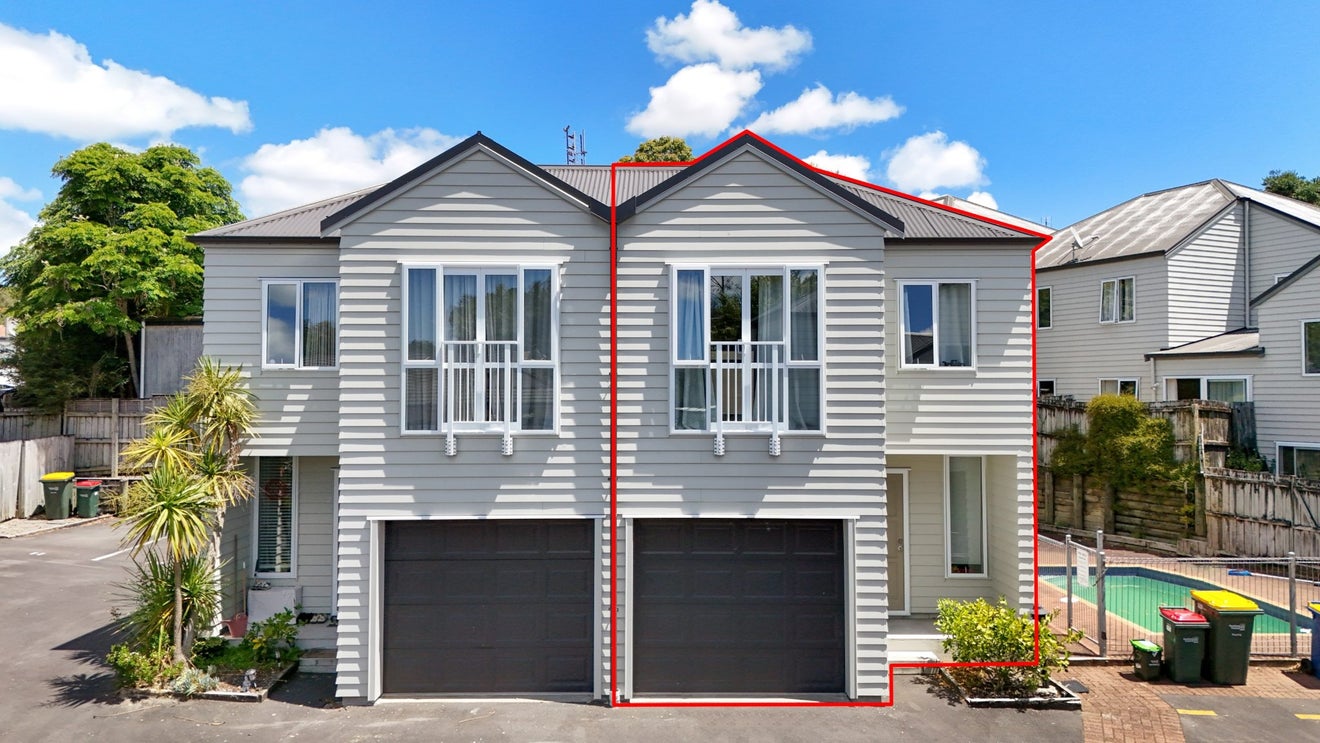 13/30 John Jennings Drive, Oteha, Auckland - Carousel 1