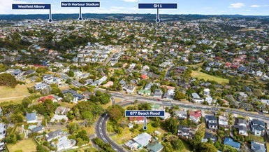 677 Beach Road, Rothesay Bay, Auckland - Carousel 1