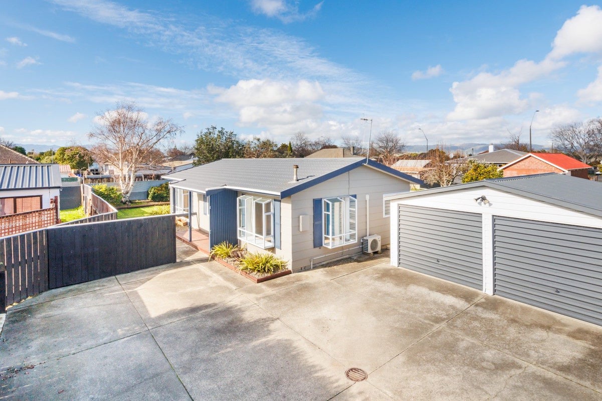 18 Coromandel Court, Roslyn, Palmerston North - Carousel 17