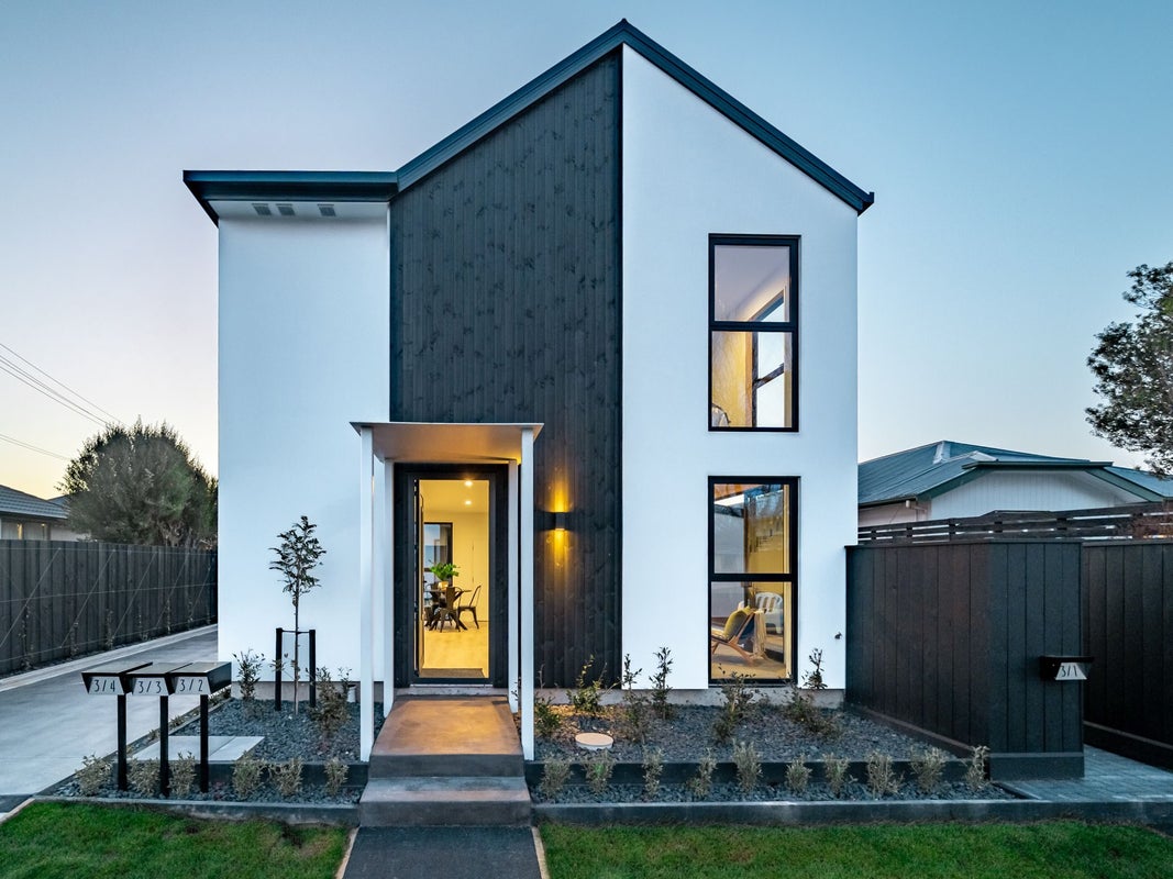 1/3 Humboldt Street, Sydenham, Christchurch - Carousel 37