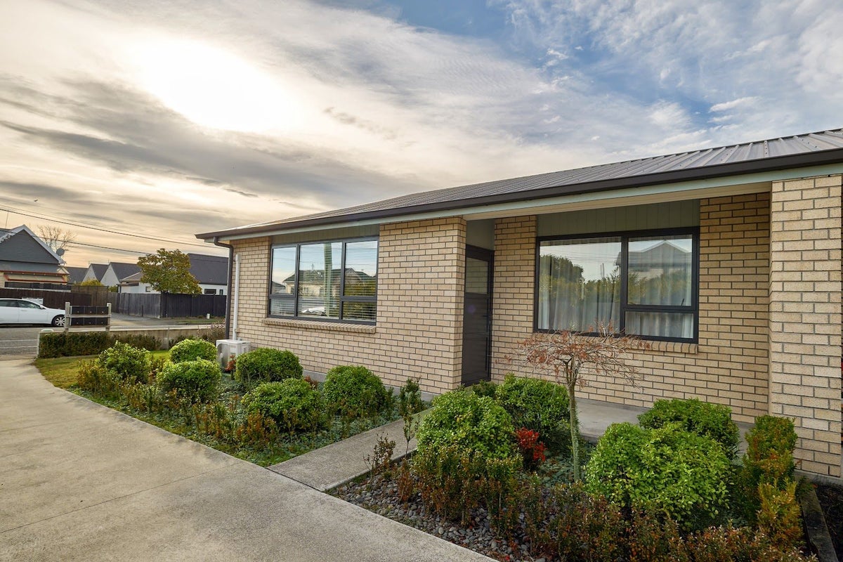 1/164 Edgeware Road, Edgeware, Christchurch - Carousel 1
