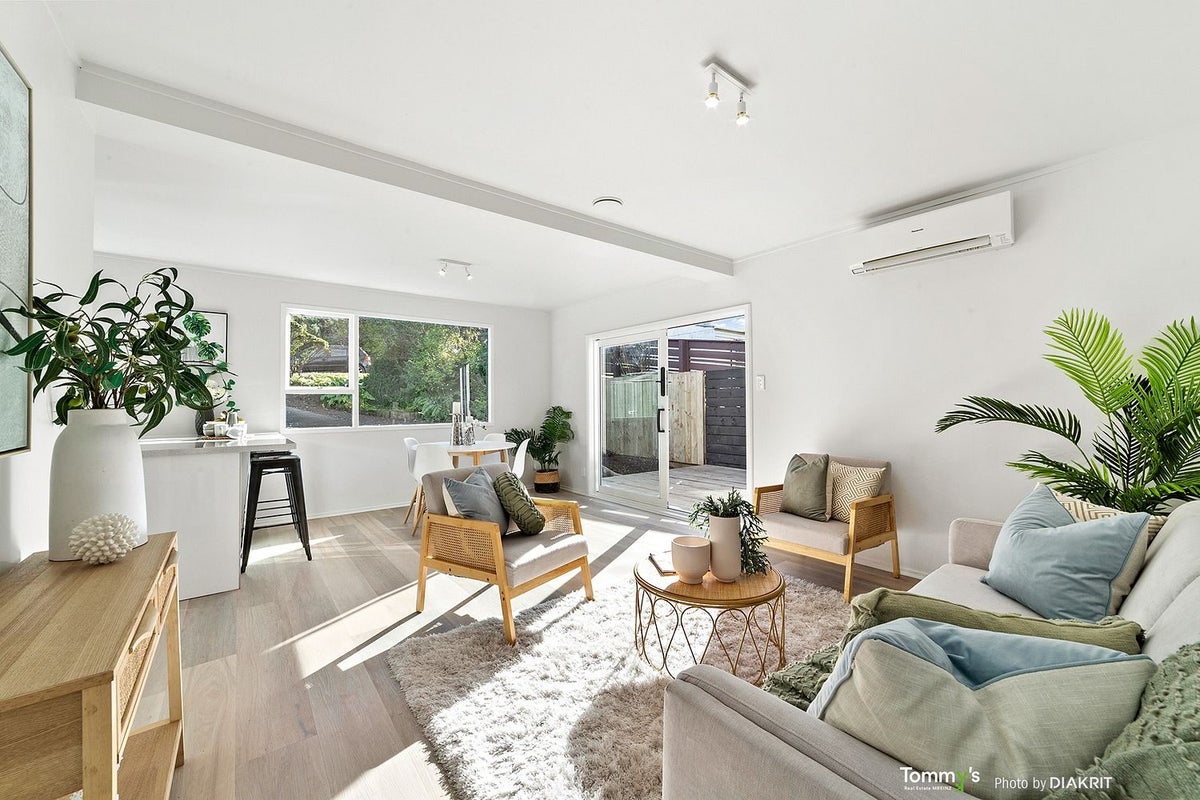1/65 Clifford Road, Johnsonville, Wellington - Carousel 2