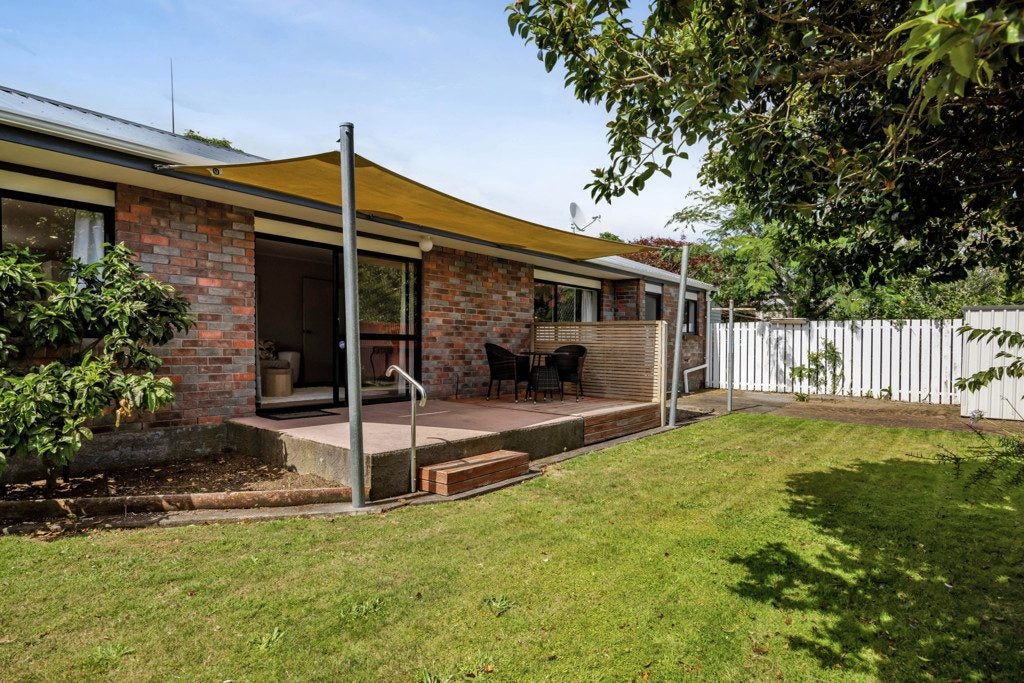 5 Chesney Street, Bell Block, New Plymouth - Carousel 1