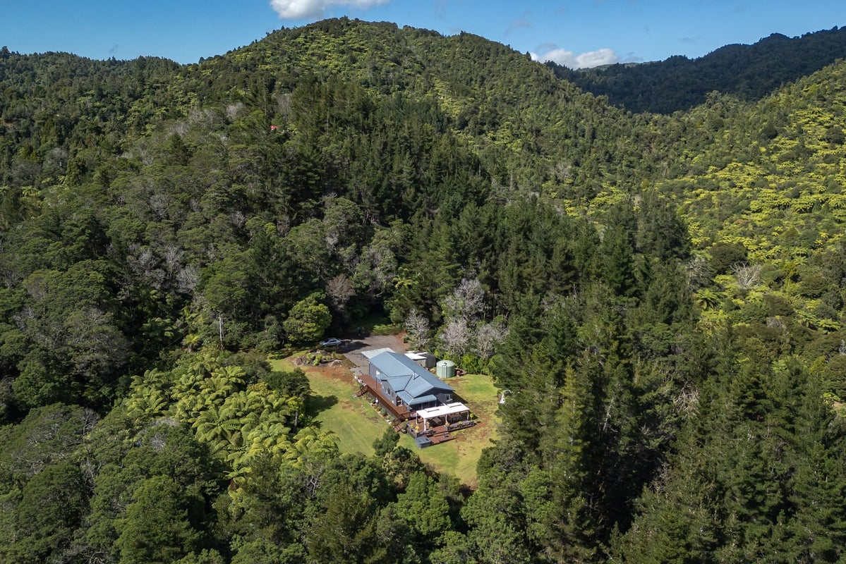 738 The 309 Road, Waiau - Carousel 1