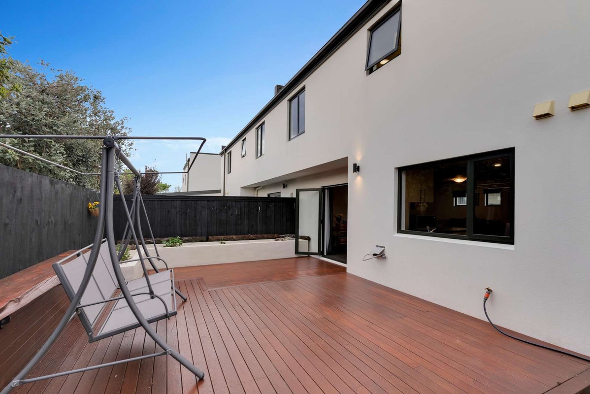 1/109 Ruskin Street, Addington, Christchurch - Carousel 2