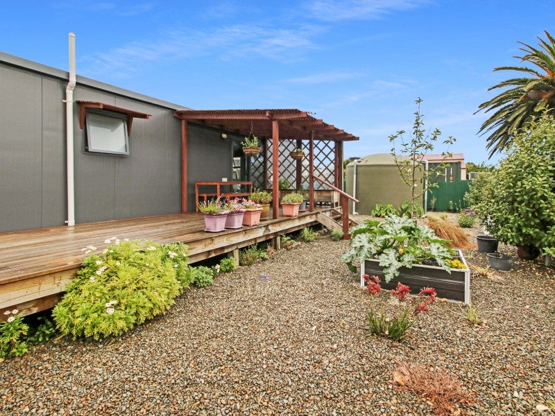 15A Roore Street, Foxton Beach, Foxton - Carousel 1