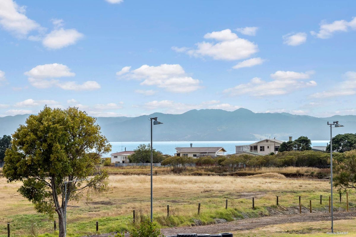 19 Lipscombe Road, KAIAUA, MIRANDA - Carousel 2
