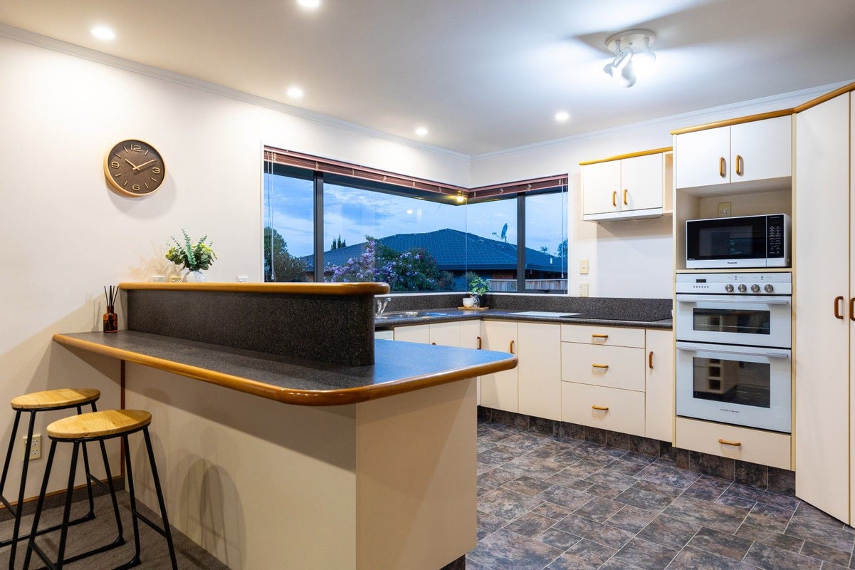 7 Douslin Place, Witherlea, Blenheim - Carousel 2