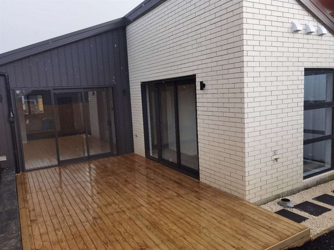 68 Biokovo Street, Massey, Auckland - Carousel 2
