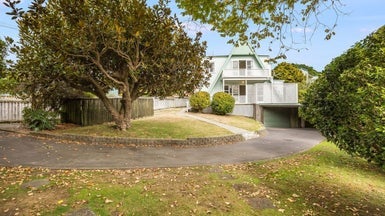 121 Matatua Road, Raumati Beach, Paraparaumu - Carousel 1