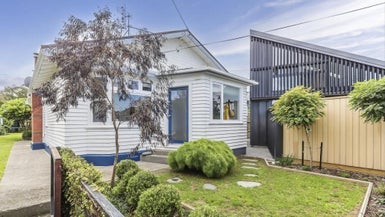 17 Fife Lane, Miramar, Wellington - Carousel 1