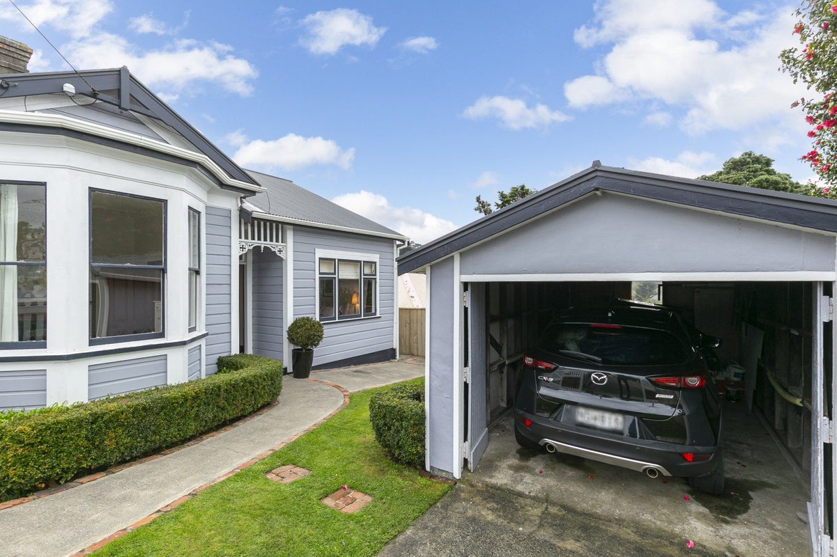 2 Chatham Street, Berhampore, Wellington - Carousel 2