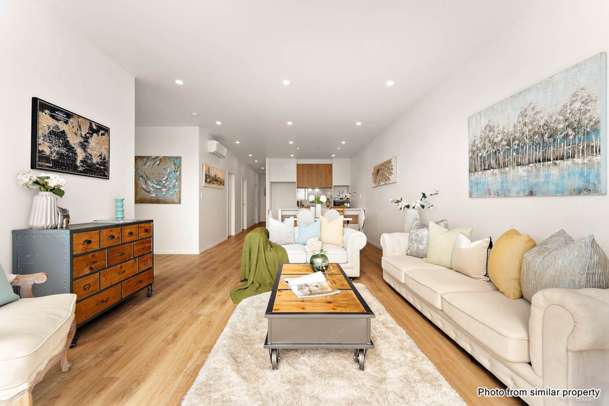2 Puwha Street, Massey, Auckland - Carousel 7