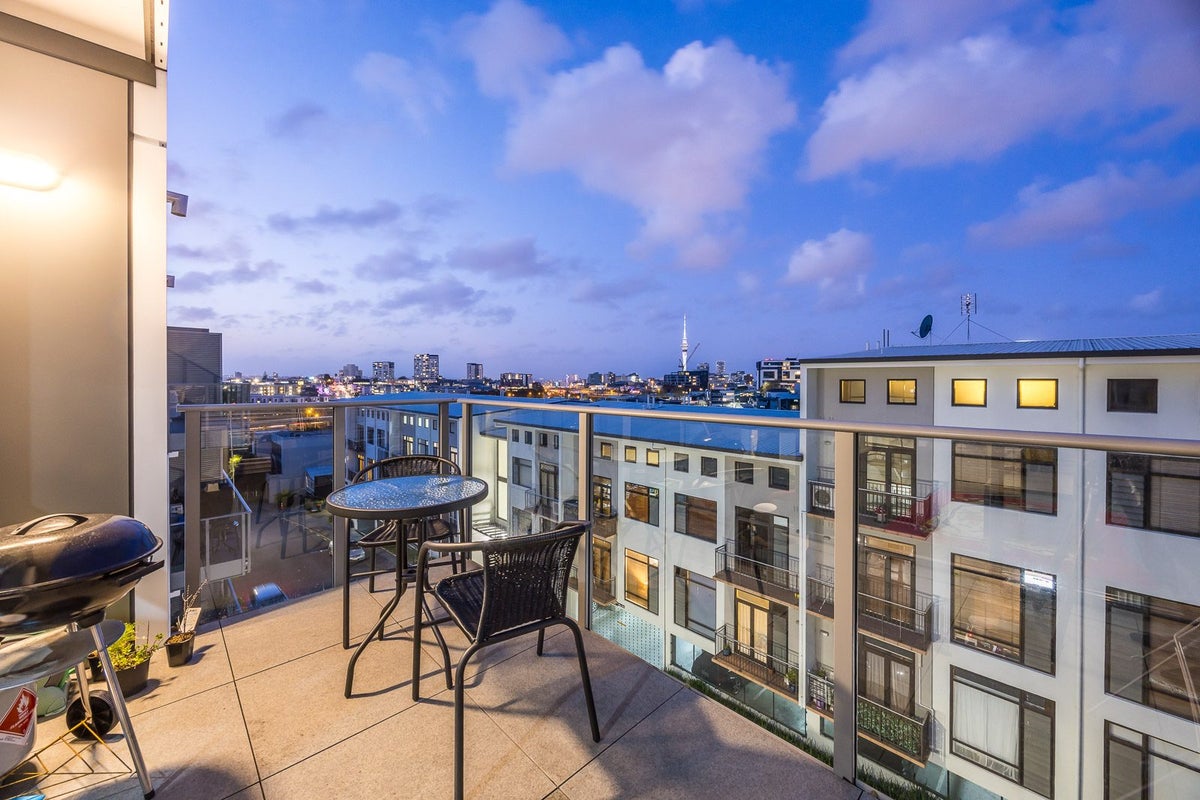 4D/20 Charlotte Street, Eden Terrace, Auckland - Carousel 18