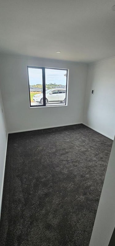 13 Metoriti Crescent, Karaka, Papakura - Carousel 12