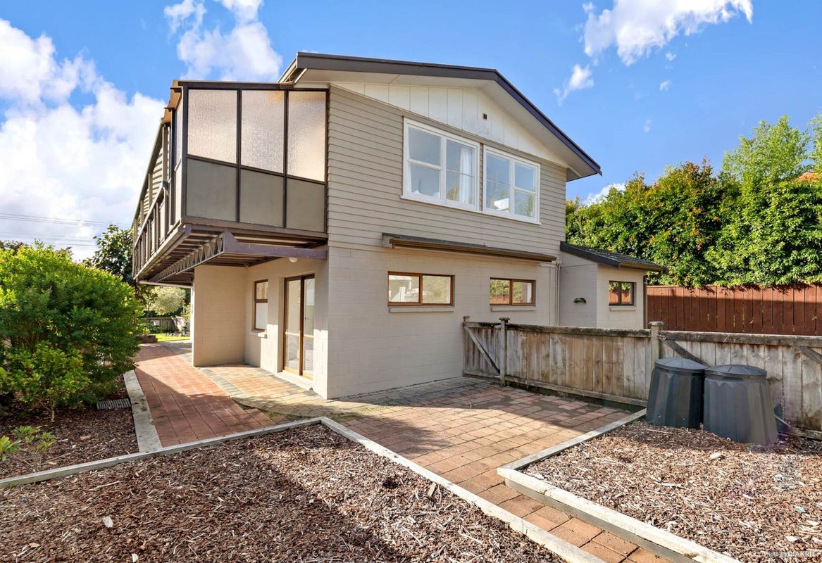 53 Eskdale Road, Birkdale, Auckland - Carousel 2