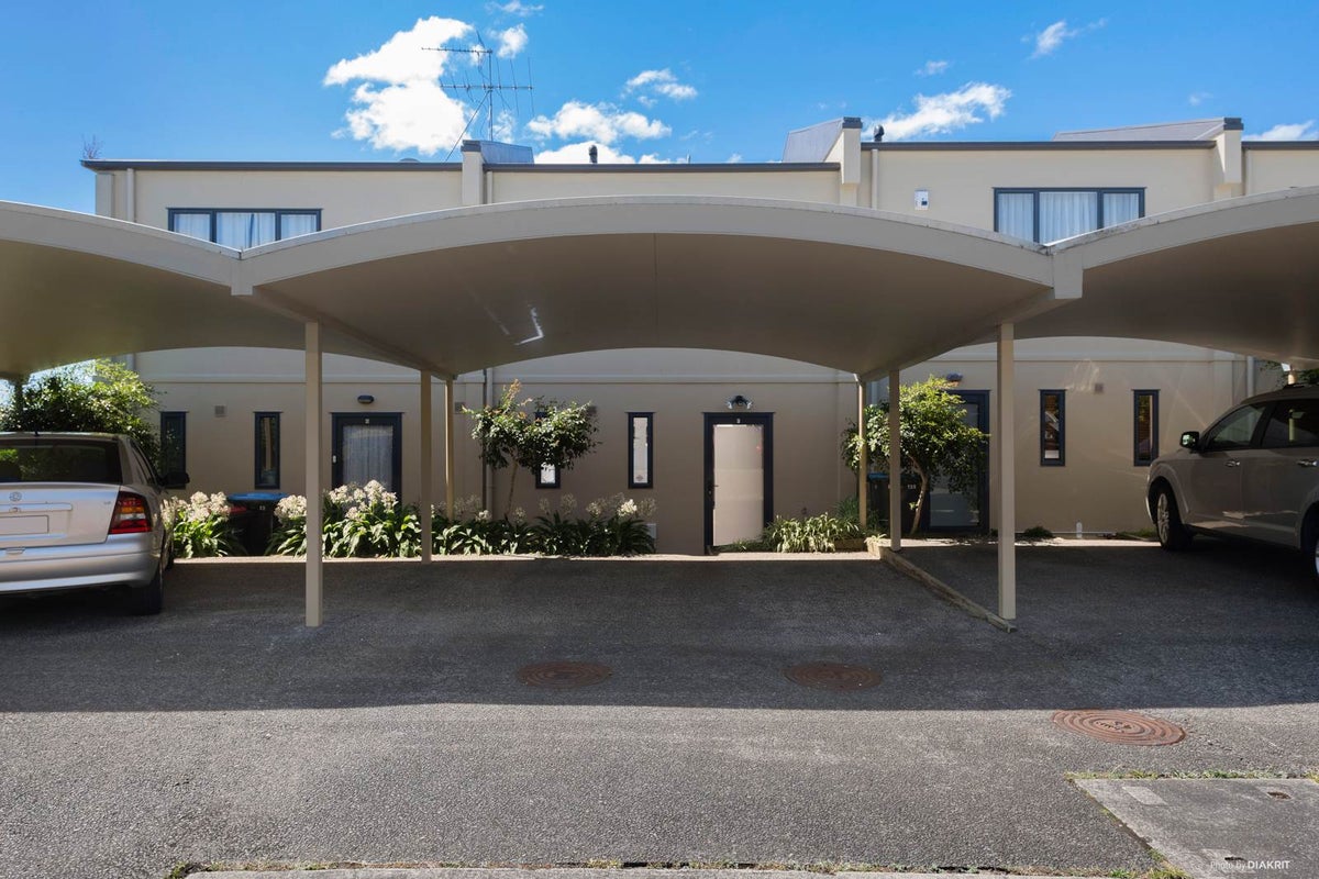 228F Green Lane West, Epsom, Auckland - Carousel 1
