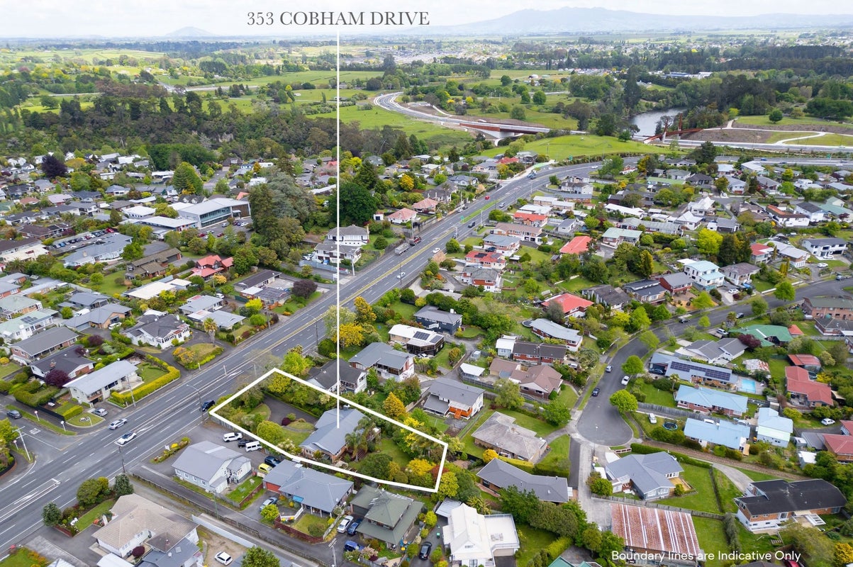 353 Cobham Drive, Hillcrest, Hamilton - Carousel 23