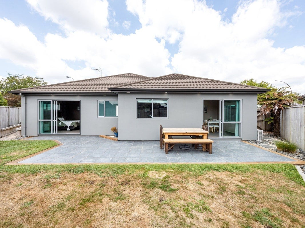 2A Wentworth Drive, Rototuna North, Hamilton - Carousel 3