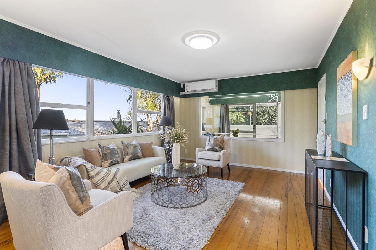 5 Gatman Street, Birkdale, North Shore City, Auckland - Carousel 2