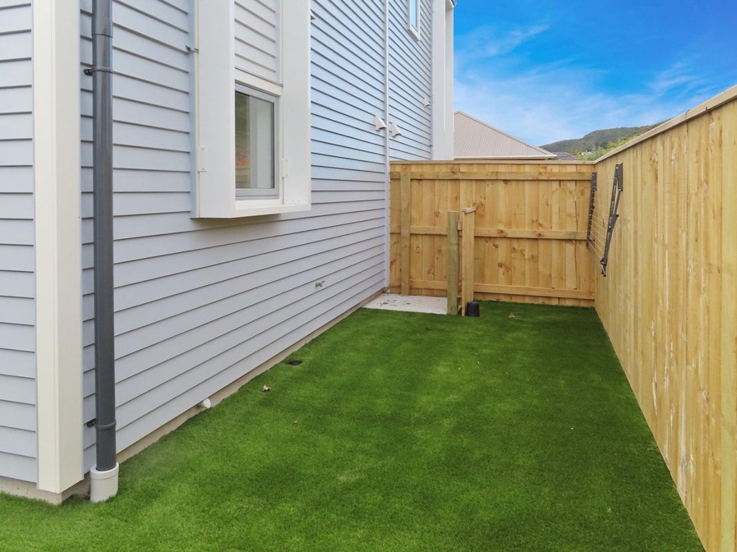 3 Eruera Love Lane, Waterloo, Lower Hutt - Carousel 12