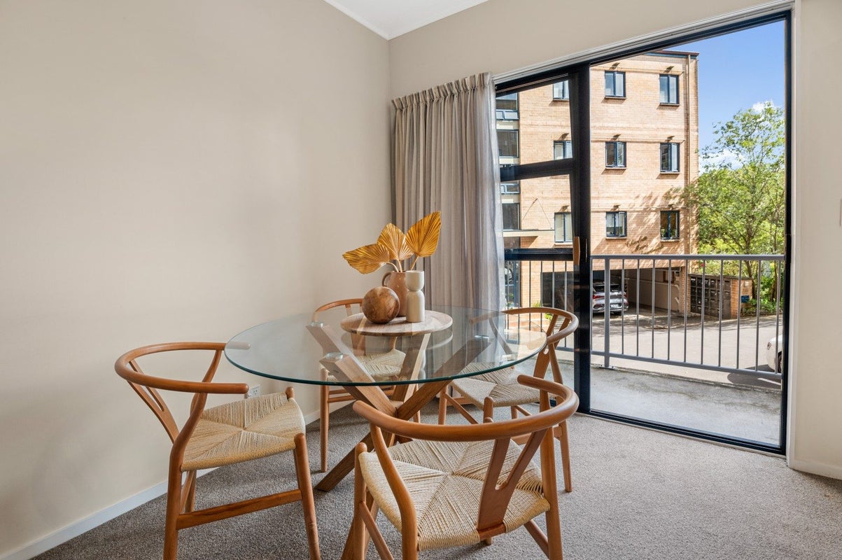 1B/40 Charlotte Street, Eden Terrace, Auckland - Carousel 14