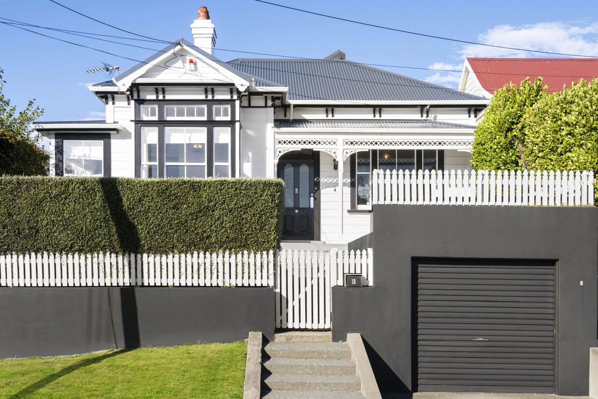 18 Farm Road, Northland, Wellington - Carousel 19