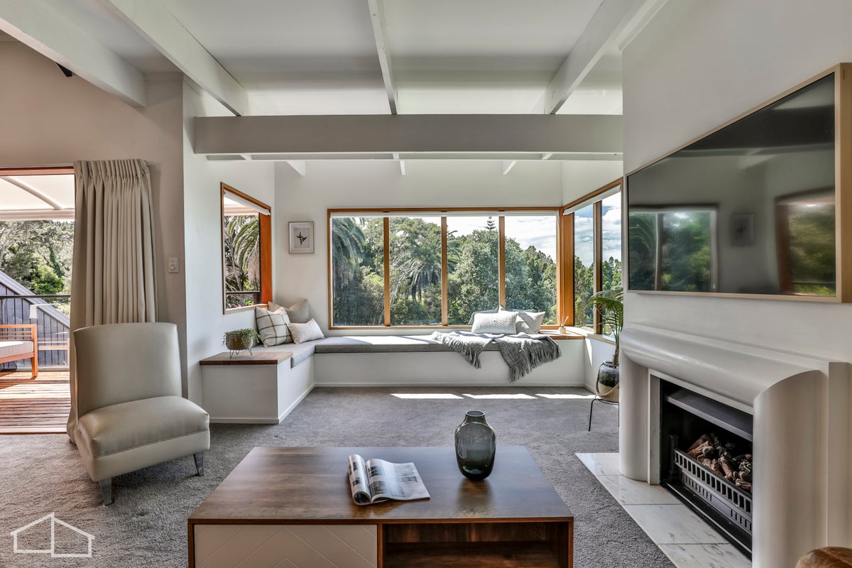 777 South Titirangi Road, Titirangi, Auckland - Carousel 2
