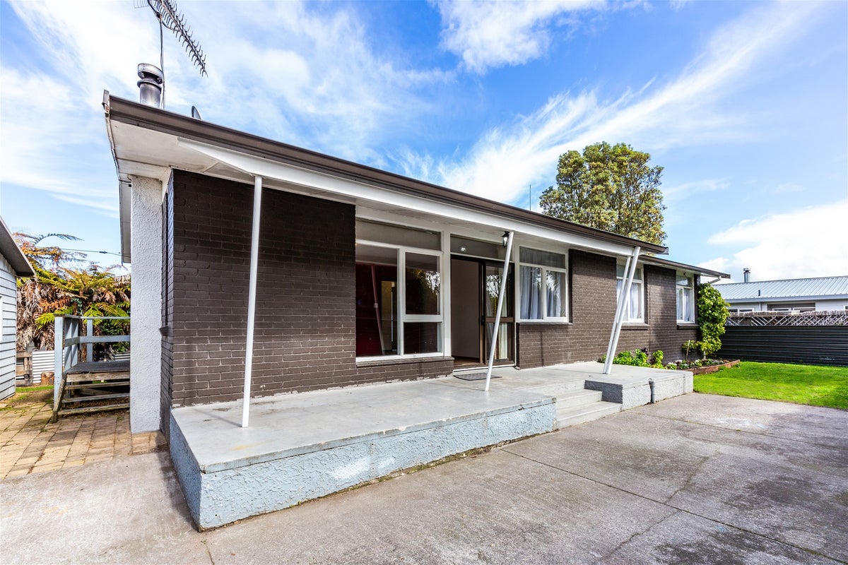 6 Cumberland Street, Tauhara, Taupo - Carousel 2