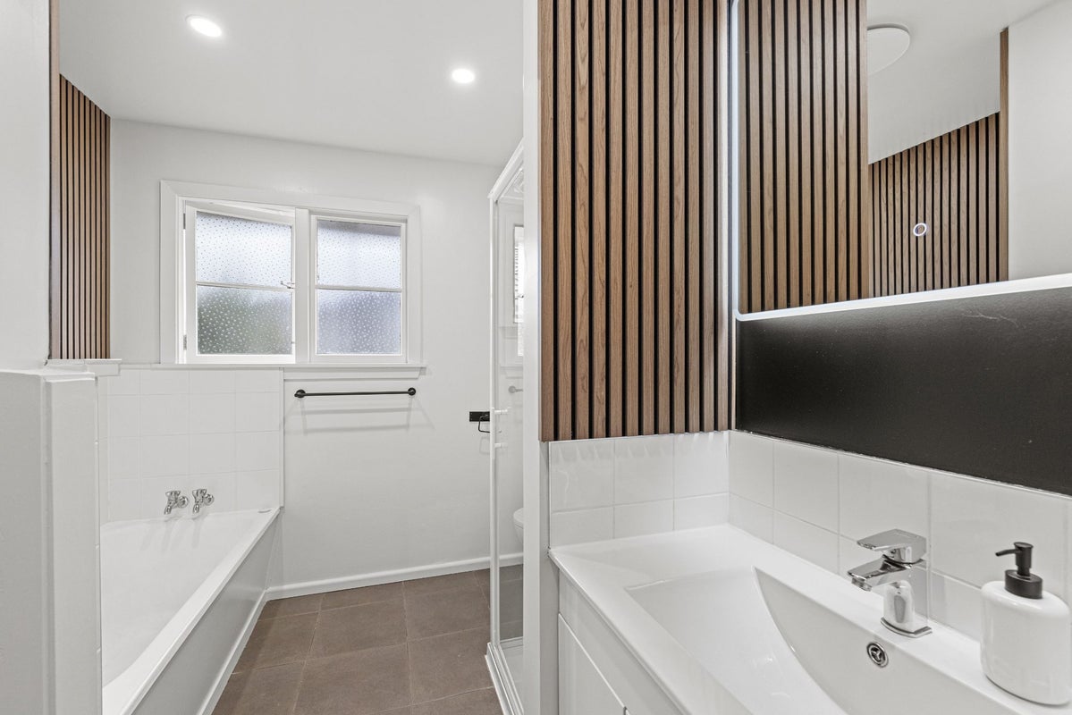 12 Newport Street, Avondale, Christchurch - Carousel 2