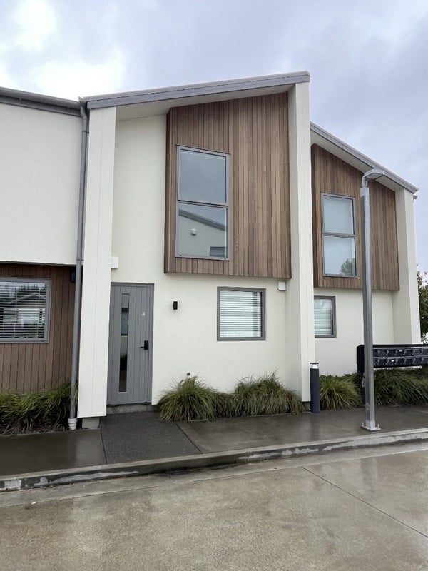 4/7 Lindores Street, Addington, Christchurch - Carousel 1