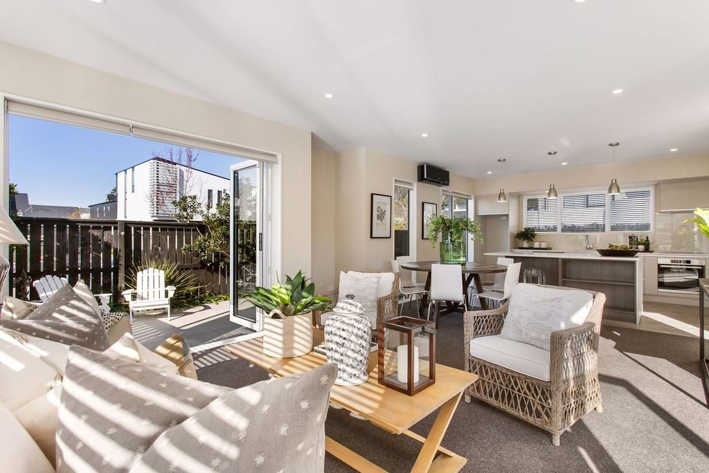 5 Cheltenham Street, Merivale, Christchurch - Carousel 1