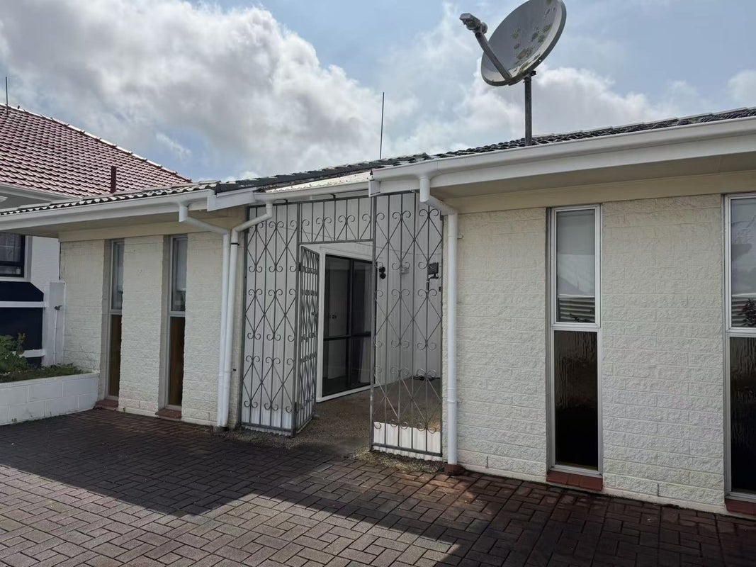 2/3 Patterson Street, Sandringham, Auckland - Carousel 1