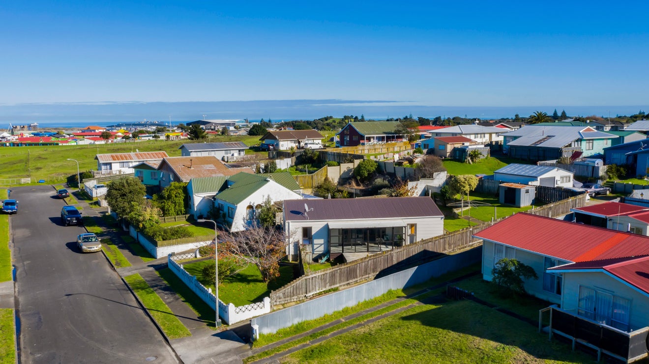 28 Karyn Street, Castlecliff, Whanganui - Carousel 21