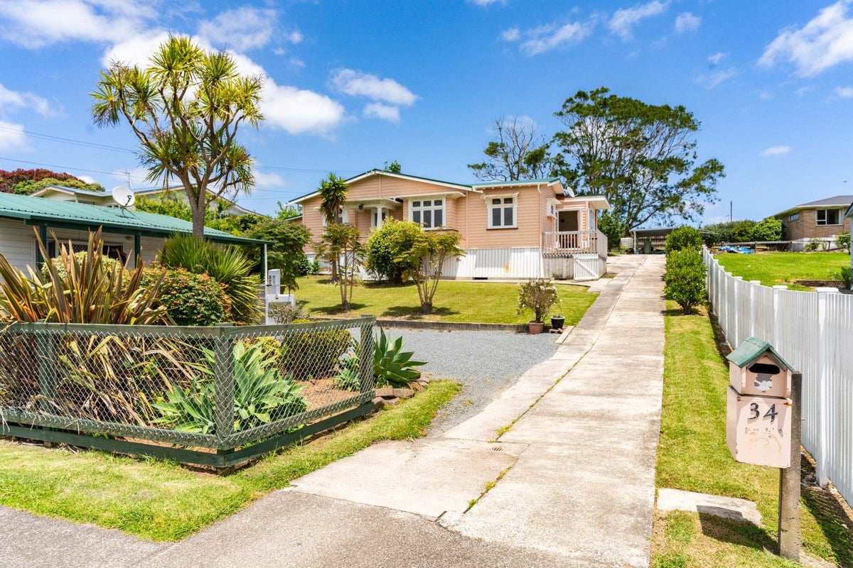 34 Gladstone Street, Dargaville - Carousel 2