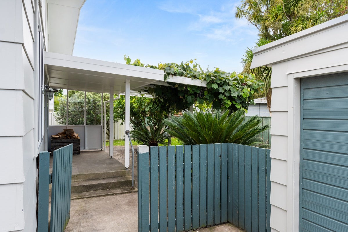 1B Fergusson Drive, Te Hapara, Gisborne - Carousel 19