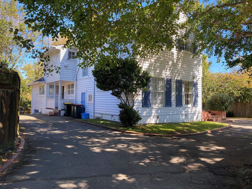 8A Myrtle Street, Hutt Central, Lower Hutt - Carousel 2