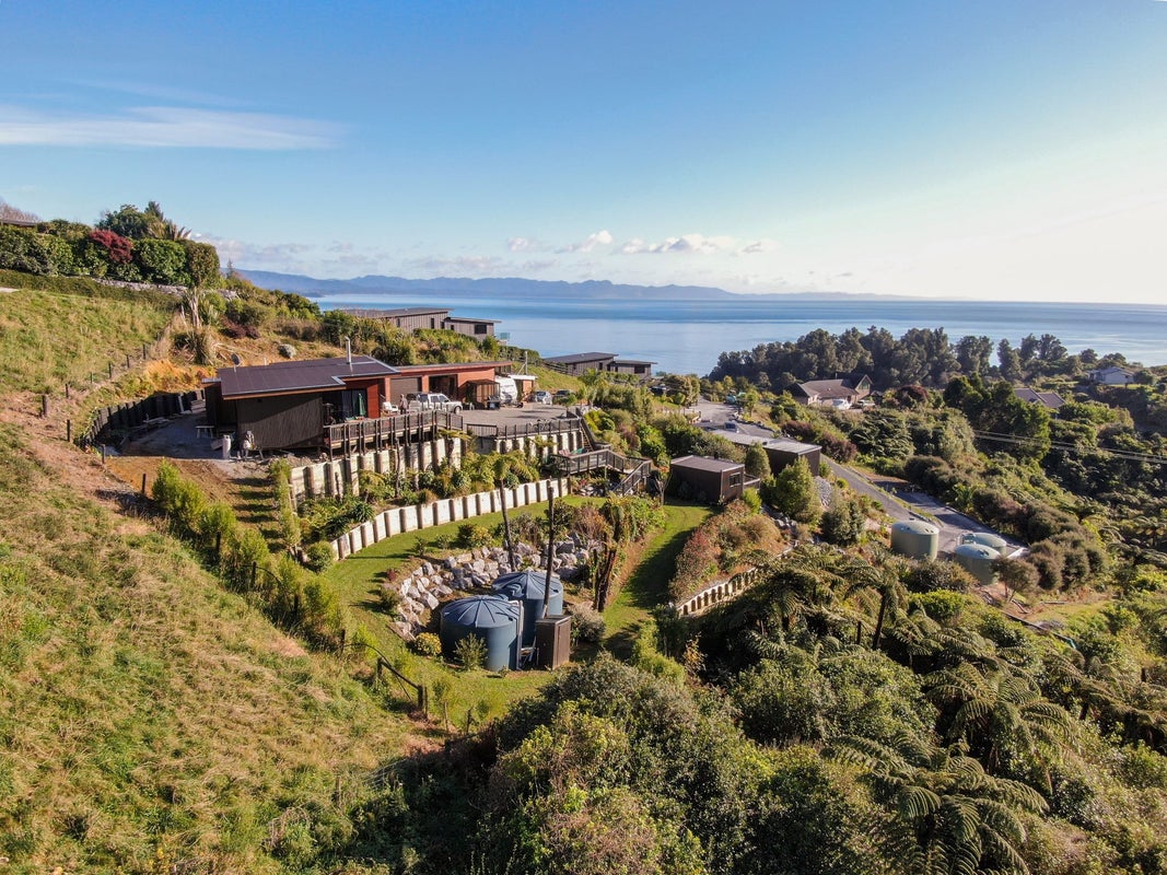 89 Bay Vista Drive, Pohara - Carousel 21
