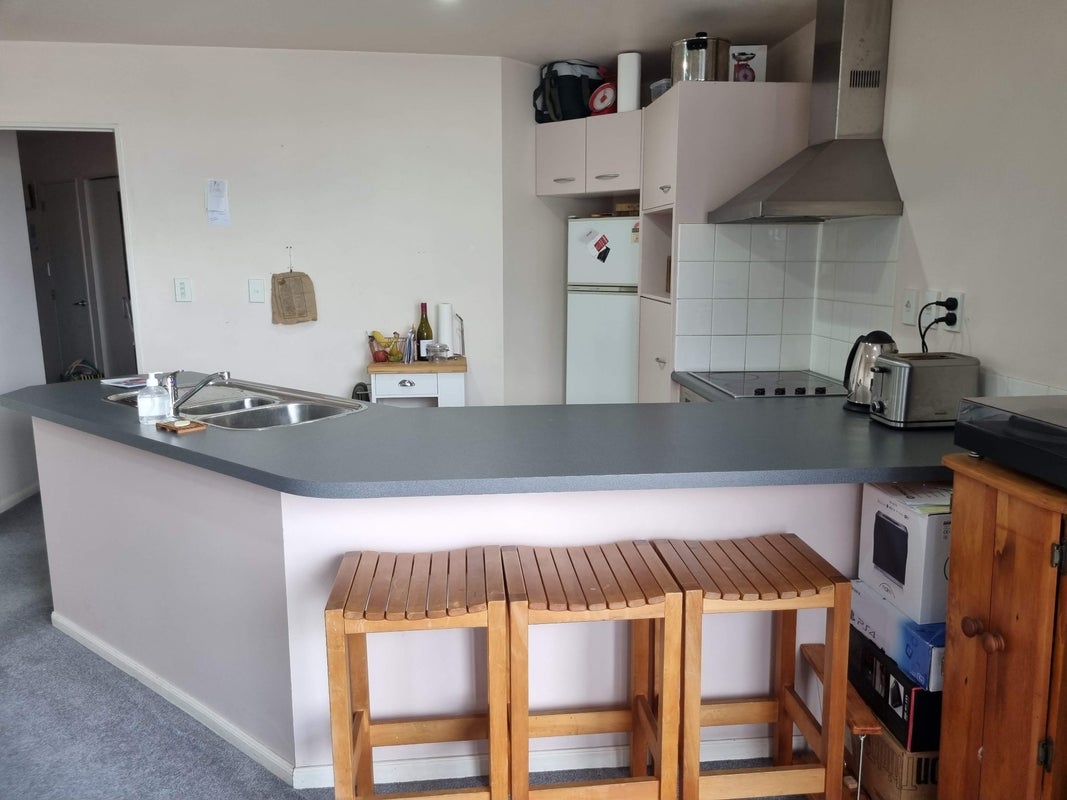 12/80 Kent Terrace, Mount Victoria, Wellington - Carousel 2